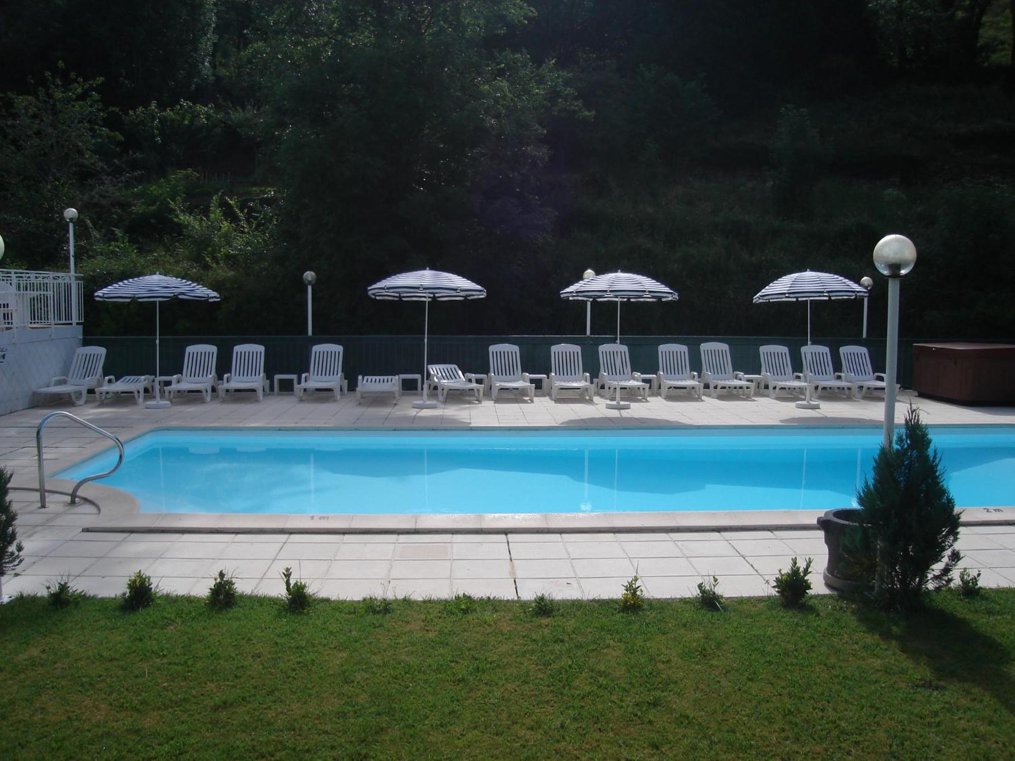 Hotel Beausejour Chaudes-Aigues Ngoại thất bức ảnh